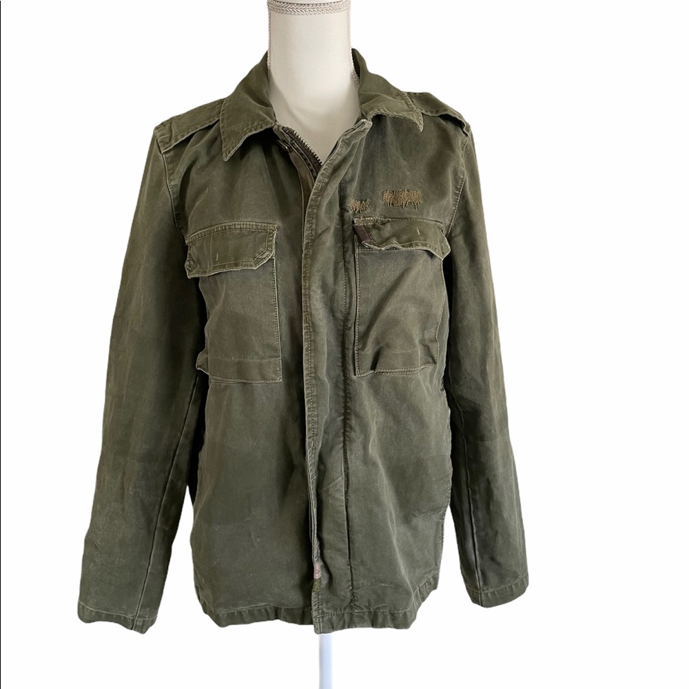 💕LAST CHANCE AEO distressed military jacket